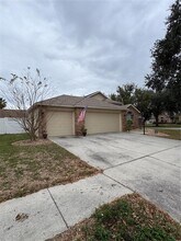 7108 Bucks Ford Dr in Riverview, FL - Building Photo - Building Photo