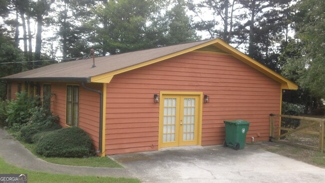 6451 Edenfield Dr in Lithonia, GA - Building Photo - Building Photo