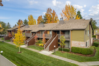 Stone Creek Apartments in Beaverton, OR - Building Photo - Building Photo