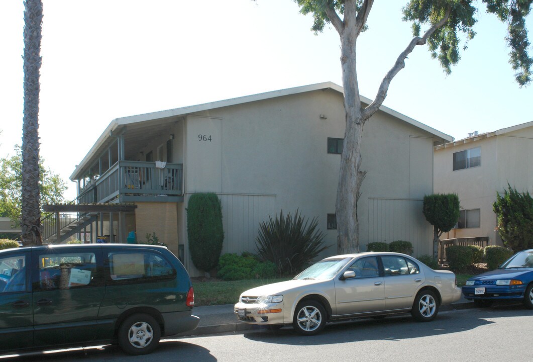 952-964 Sharmon Palms Ln in Campbell, CA - Building Photo