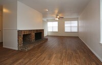 Shorewood Park Townhomes photo'