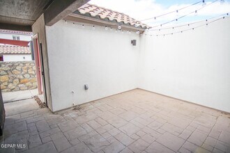 4200 Camelot Heights Dr in El Paso, TX - Building Photo - Building Photo