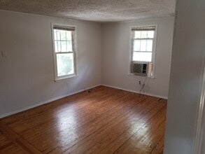 306 S Laurel St in Royal Oak, MI - Building Photo - Building Photo