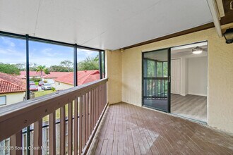 8753 Live Oak Ct in Cape Canaveral, FL - Building Photo - Building Photo