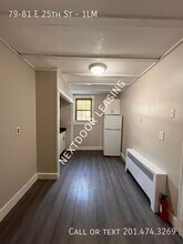 79-81-81 E 25th St in Bayonne, NJ - Building Photo - Building Photo