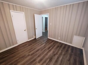 555 Byron Dr in Memphis, TN - Building Photo - Building Photo