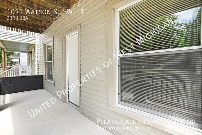 1011 Watson St SW in Grand Rapids, MI - Building Photo - Building Photo