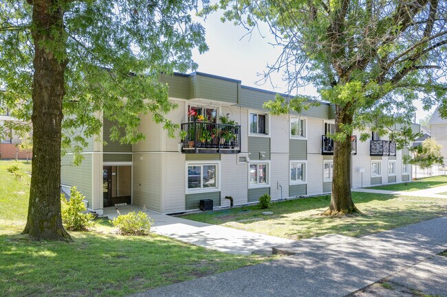 2282 25th Av E in Vancouver, BC - Building Photo - Building Photo