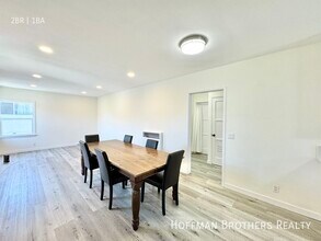 2015 S Shenandoah St in Los Angeles, CA - Building Photo - Building Photo