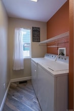 249 Chelsea St in Castle Rock, CO - Foto de edificio - Building Photo