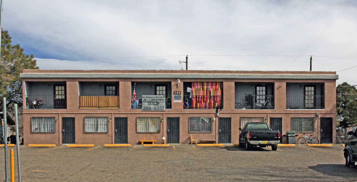 344 Grove St SE in Albuquerque, NM - Building Photo