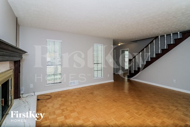 3848 Valley Brook Rd in Snellville, GA - Building Photo - Building Photo