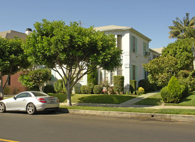 1313 N Alta Vista Blvd in Los Angeles, CA - Building Photo - Building Photo