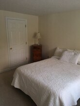 13 Summer St, Unit 18 in Westborough, MA - Building Photo - Building Photo