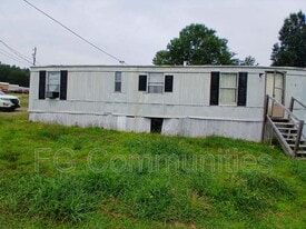 125 David Dr in Eden, NC - Building Photo