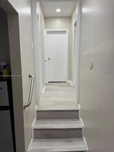 6017 SW 60th Ave in South Miami, FL - Building Photo - Building Photo