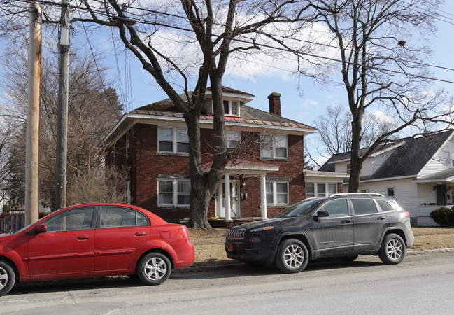 815 Vischer Ave in Schenectady, NY - Building Photo - Building Photo