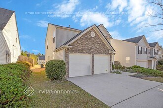 3504 Devon Chase Rd in Atlanta, GA - Foto de edificio - Building Photo