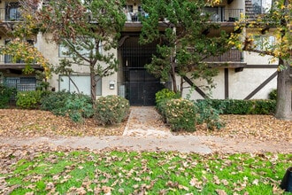 2050 Meridian in South Pasadena, CA - Building Photo - Building Photo