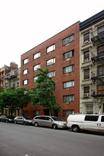 412 W 25th St in New York, NY - Foto de edificio - Building Photo