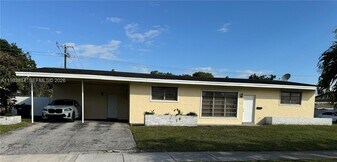 1121 NE 199th St in Miami, FL - Building Photo