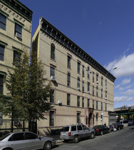 Union Avenue Cluster Apartments in Bronx, NY - Building Photo - Building Photo