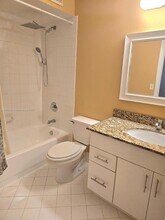 2082 Madeira Dr in Weston, FL - Building Photo - Building Photo