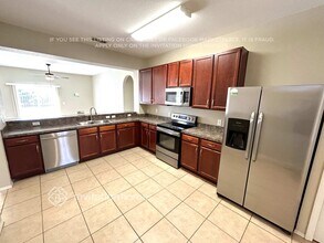 6530 Evergreen Park Dr in Lakeland, FL - Building Photo - Building Photo