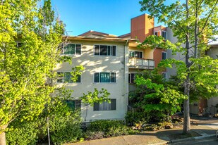 750 Oakland Ave in Oakland, CA - Building Photo