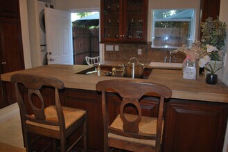 20141 Orchid St, Unit Orchid in Newport Beach, CA - Building Photo - Building Photo