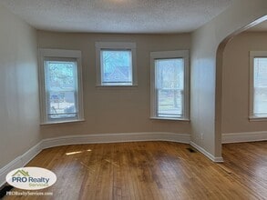 3245 Cedar Ave S in Minneapolis, MN - Building Photo - Building Photo