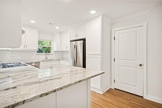 18 Tulip Hill Ct in Spring, TX - Building Photo - Building Photo