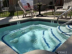 45225 Sunset Ln in Palm Desert, CA - Foto de edificio - Building Photo