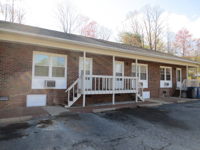 property at 720 Kincaid Cir
