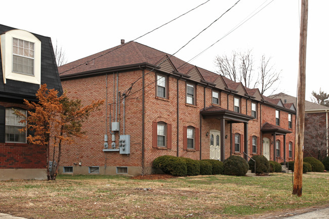 3326 Breckenridge Ln in Louisville, KY - Building Photo - Building Photo