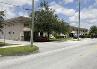 The Edgewater Apartments in North Miami, FL - Building Photo - Building Photo