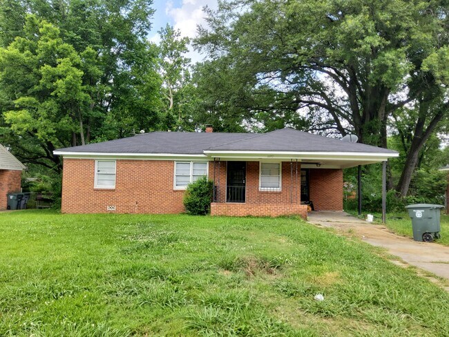 property at 1692 Frayser Blvd