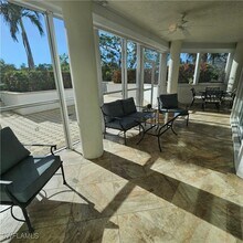 300 Dunes Blvd in Naples, FL - Building Photo - Building Photo