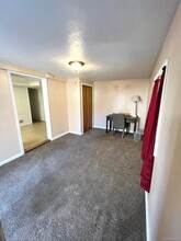 53 Circle Dr N in Patchogue, NY - Building Photo - Building Photo