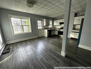 195 Maverick St in Boston, MA - Building Photo - Building Photo