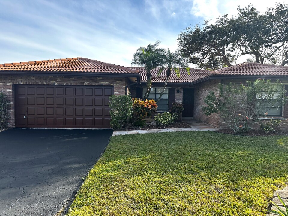 11580 NW 20th Dr in Coral Springs, FL - Building Photo