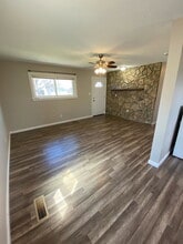7 Briarcliff Dr in Granite City, IL - Building Photo - Building Photo