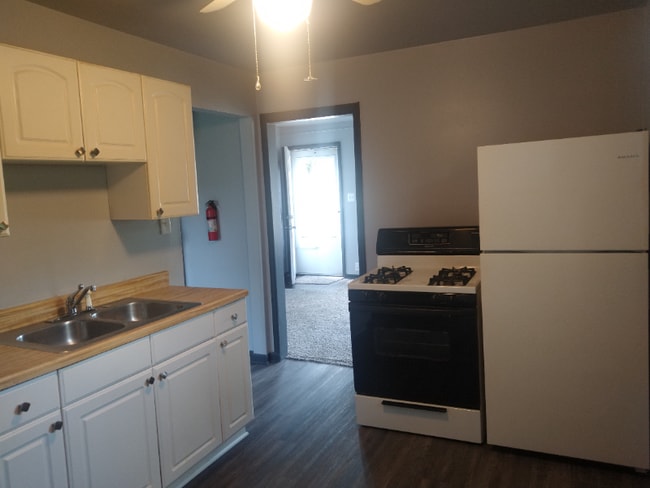 21054 Ehlert Ave in Warren, MI - Building Photo - Building Photo