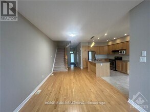 914 Fletcher Cir in Ottawa, ON - Building Photo - Building Photo