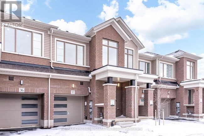 474 Provident Wy in Hamilton, ON - Building Photo - Building Photo