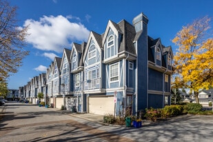 Normandie in Richmond, BC - Building Photo