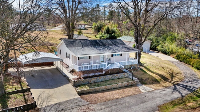 107 Lakeview Rd in Greenwood, SC - Building Photo - Building Photo