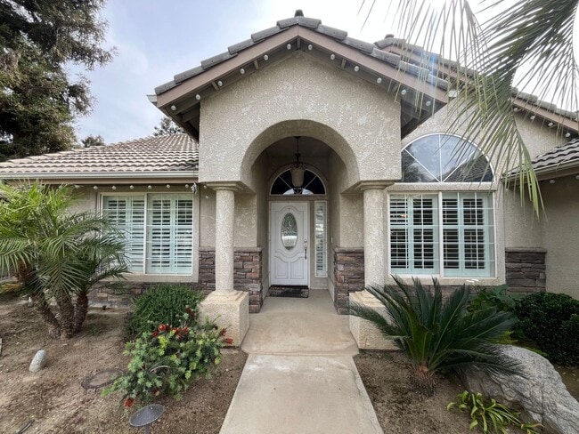 property at 1326 S Laguna St