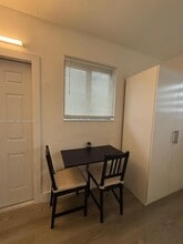 125 NW 197th St in Miami, FL - Building Photo - Building Photo