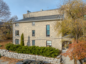 97 Farquhar St in Guelph, ON - Building Photo - Building Photo